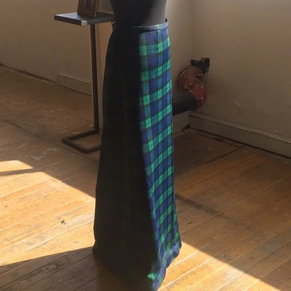 Plaid Blue/Green Maxi-Long Skirt. - Picture 3 of 5